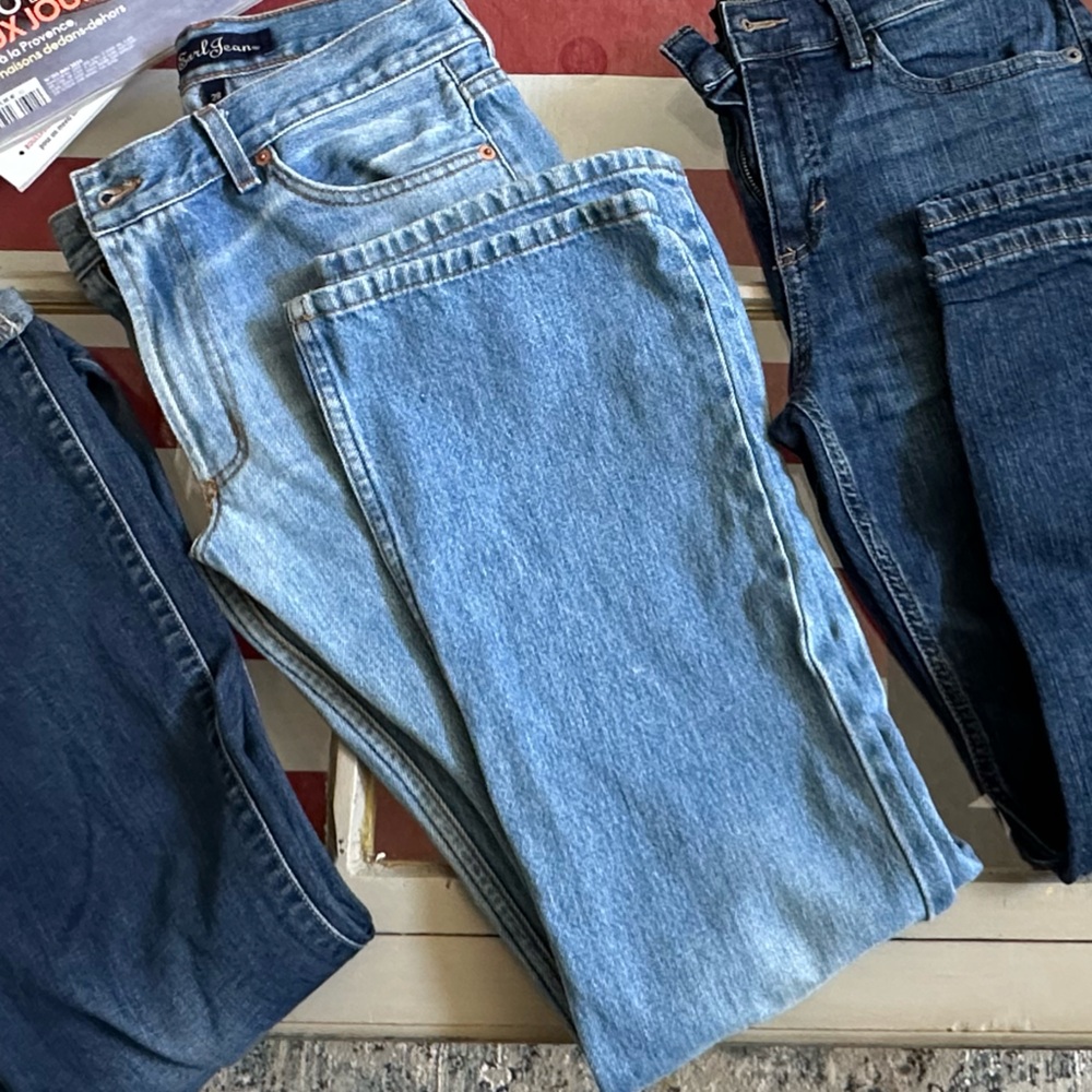 Earl Jeans 28